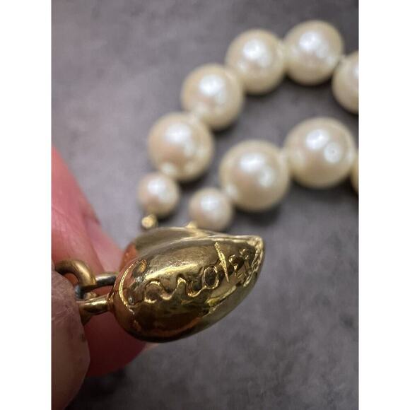 Vntg CAROLEE HAND-KNOTTED FAUX GOLD PEARL NECKLACE Gold Tone CHAIN HEART END - Picture 12 of 12